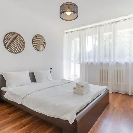 Park Slaski Bright By Bookinghost Apartman Katowice