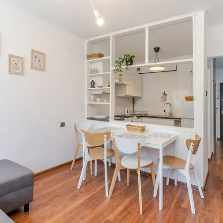 Apartman Park Slaski Bright By Bookinghost *